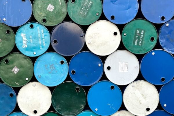 hurtownia odzieży używanej: wybór i praktyczny przewodnik