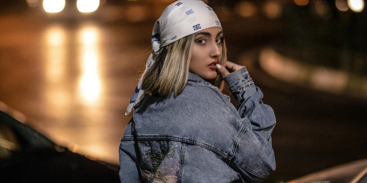 Bandana w stylu boho minimal: hit wiosny 2026