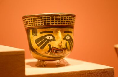 Ceramiczne dzieła inspirowane Wedlem: sztuka, którą musisz zobaczyć
