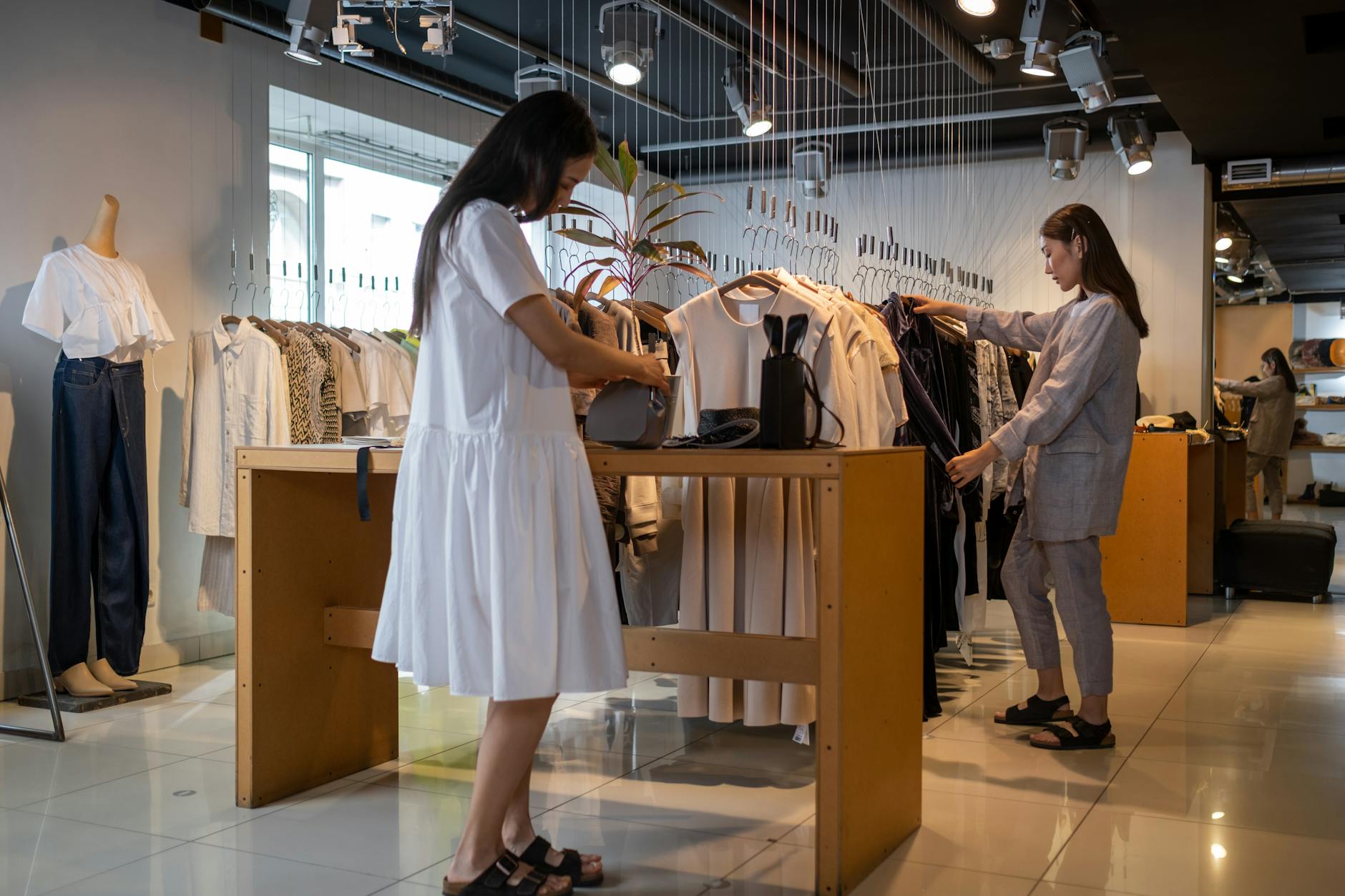 Topshop powraca: Czy otworzy nowe sklepy?