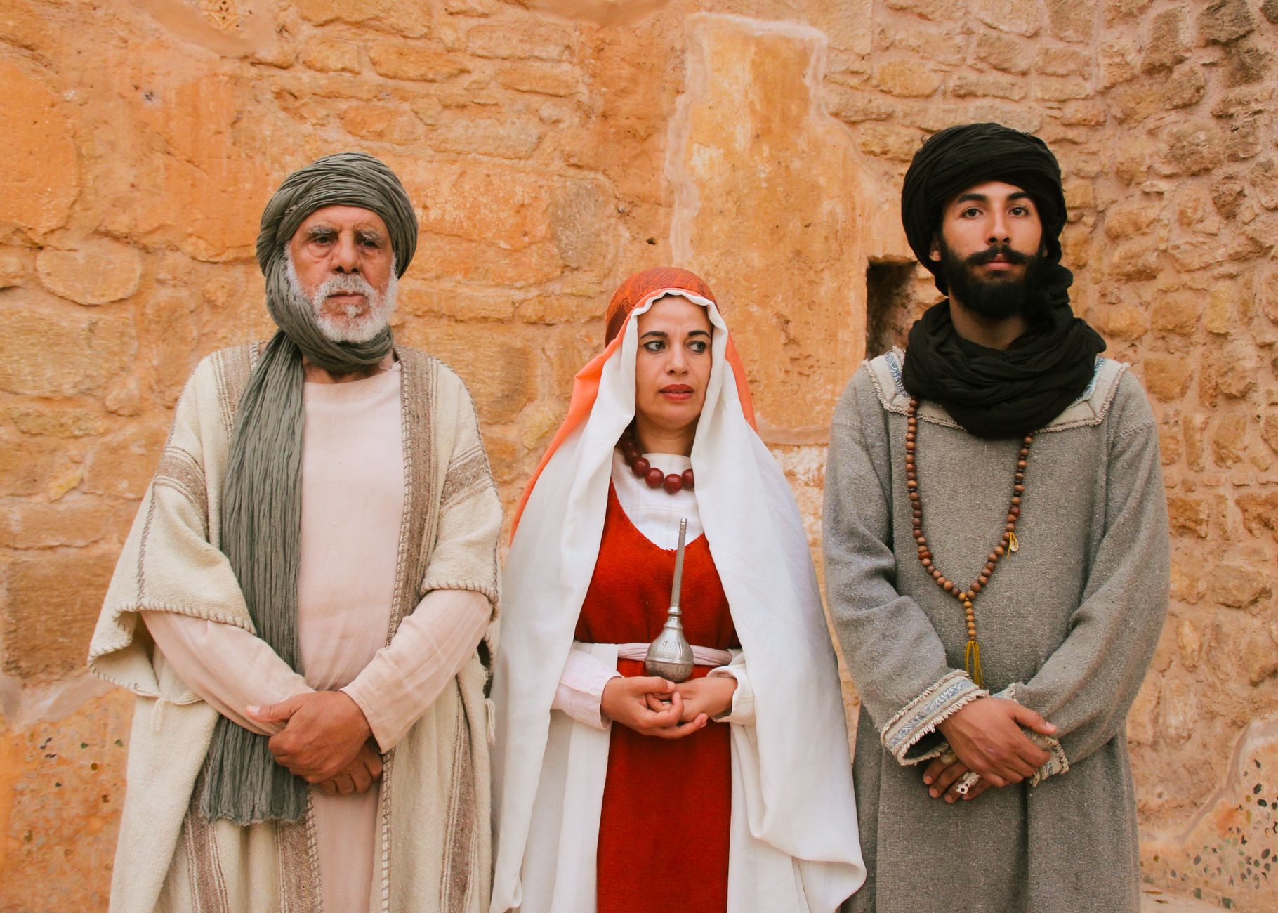 Jak stylizować się w stylu Marrakeszu: Porady modowe