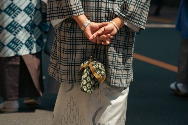 Japońskie trendy: jak wpływają na haute couture w 2026?