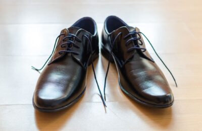 Jakie buty do biura wybrać? Praktyczne porady